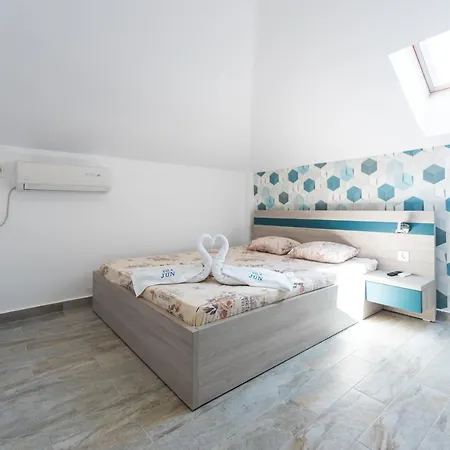 Vila Jun Guest house