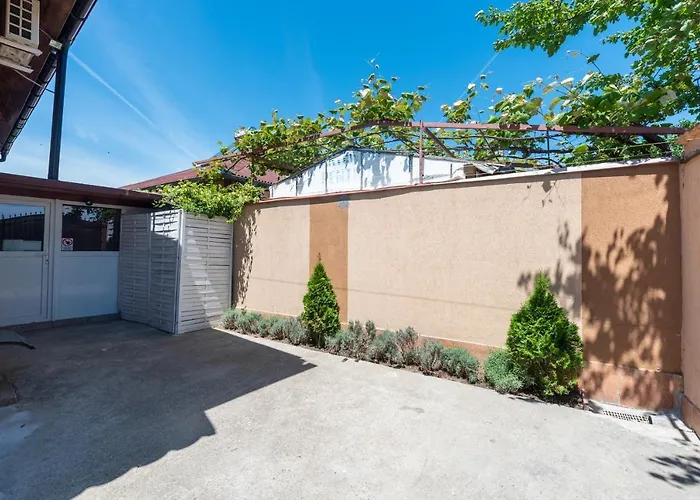 Vila Jun Pensionat 3*