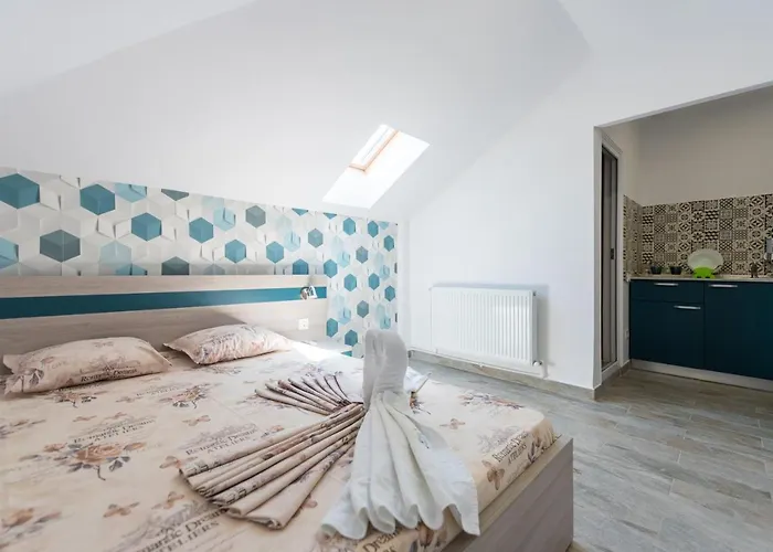 Vila Jun Guest house 3*