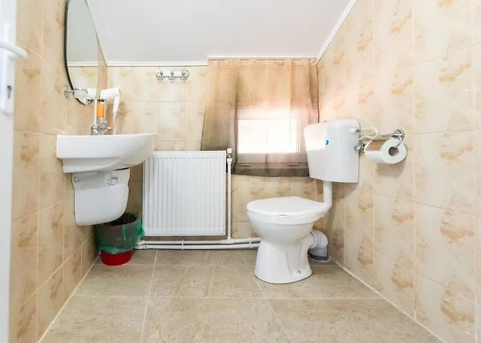 Vila Jun Guest house 3*